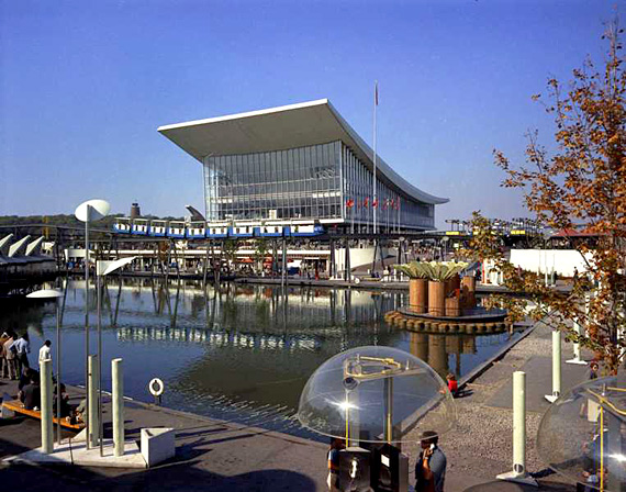 Le pavillon de l'U.R.S.S.