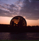 Le dôme géodésique du pavillon des États-Unis